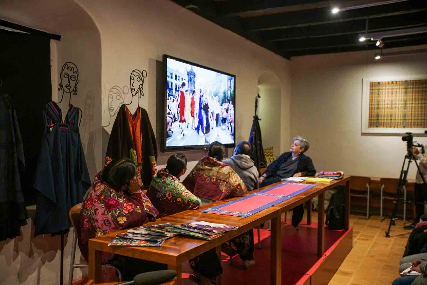 Entrega de diplomas a las artesanas SNA MARUCH