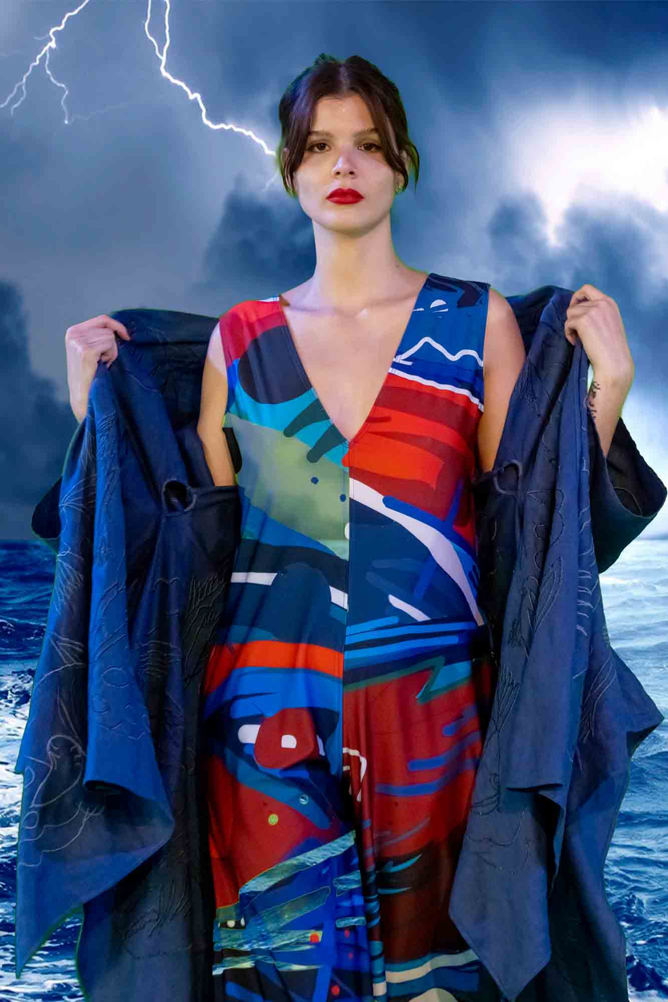 Jumpsuit mar rojo + saco vamp de lino bordado por Pascuala, de Chiapas. - Jumpsuit mar rojo + saco vamp de lino bordado por Pascuala, de Chiapas.