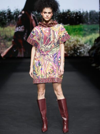 Blusón patío Milpa con maíz vino